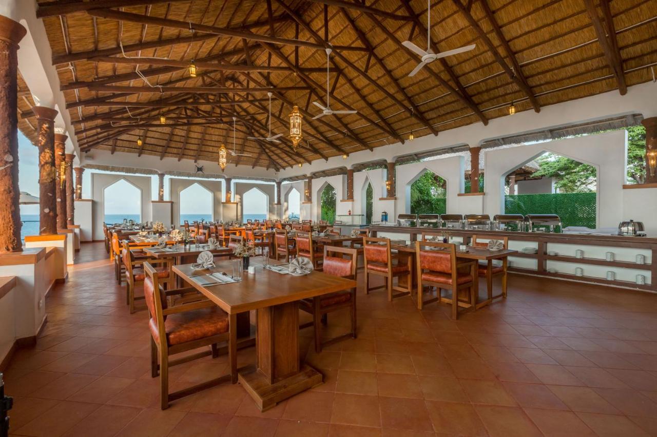 Aya Sophia Villa Garden Hotel Dar es Salaam Buitenkant foto