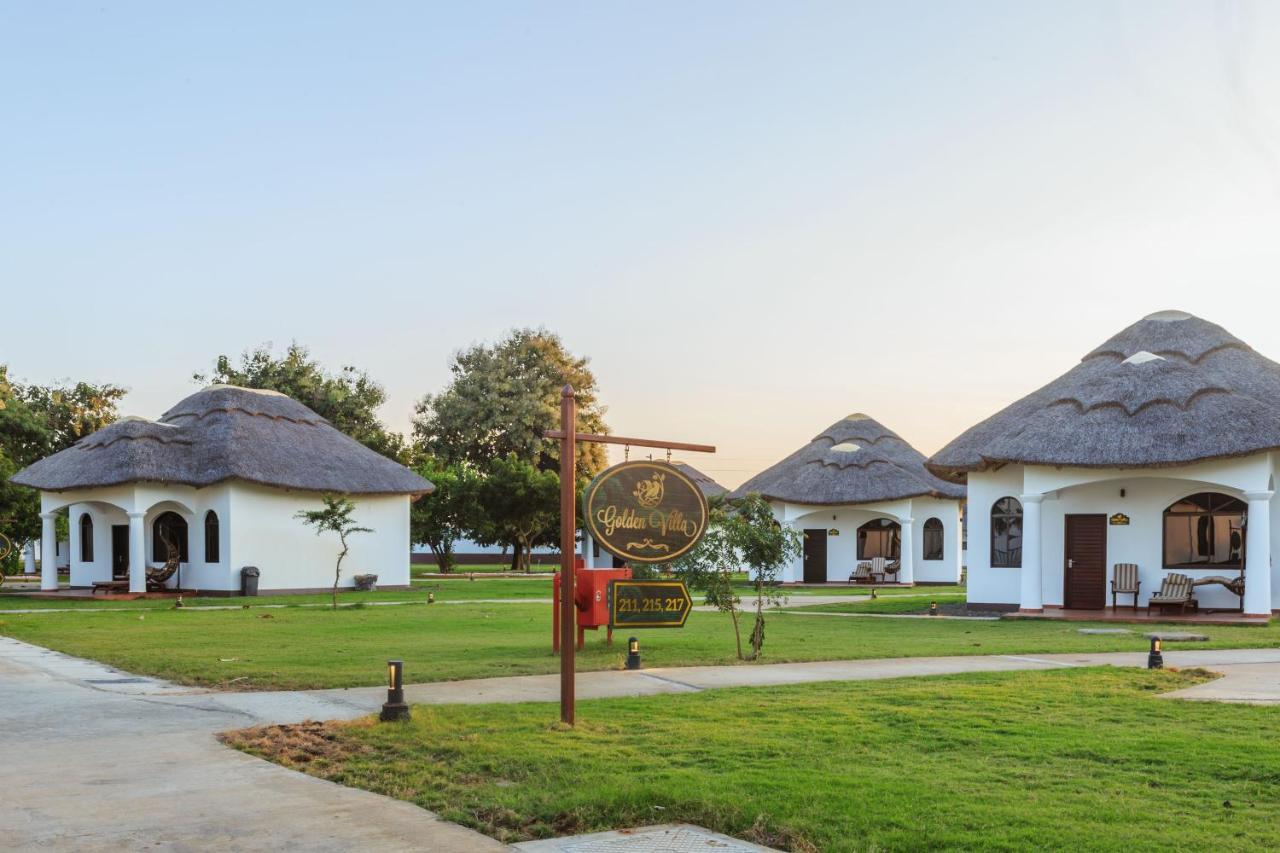 Aya Sophia Villa Garden Hotel Dar es Salaam Buitenkant foto