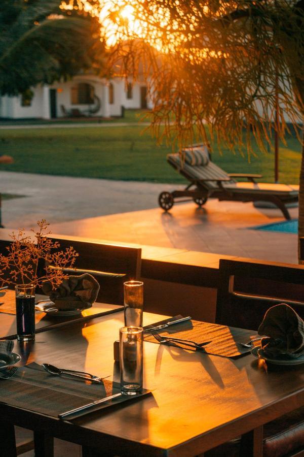 Aya Sophia Villa Garden Hotel Dar es Salaam Buitenkant foto