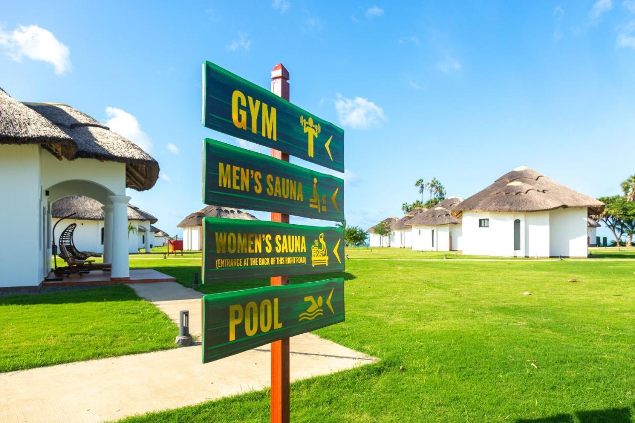 Aya Sophia Villa Garden Hotel Dar es Salaam Buitenkant foto